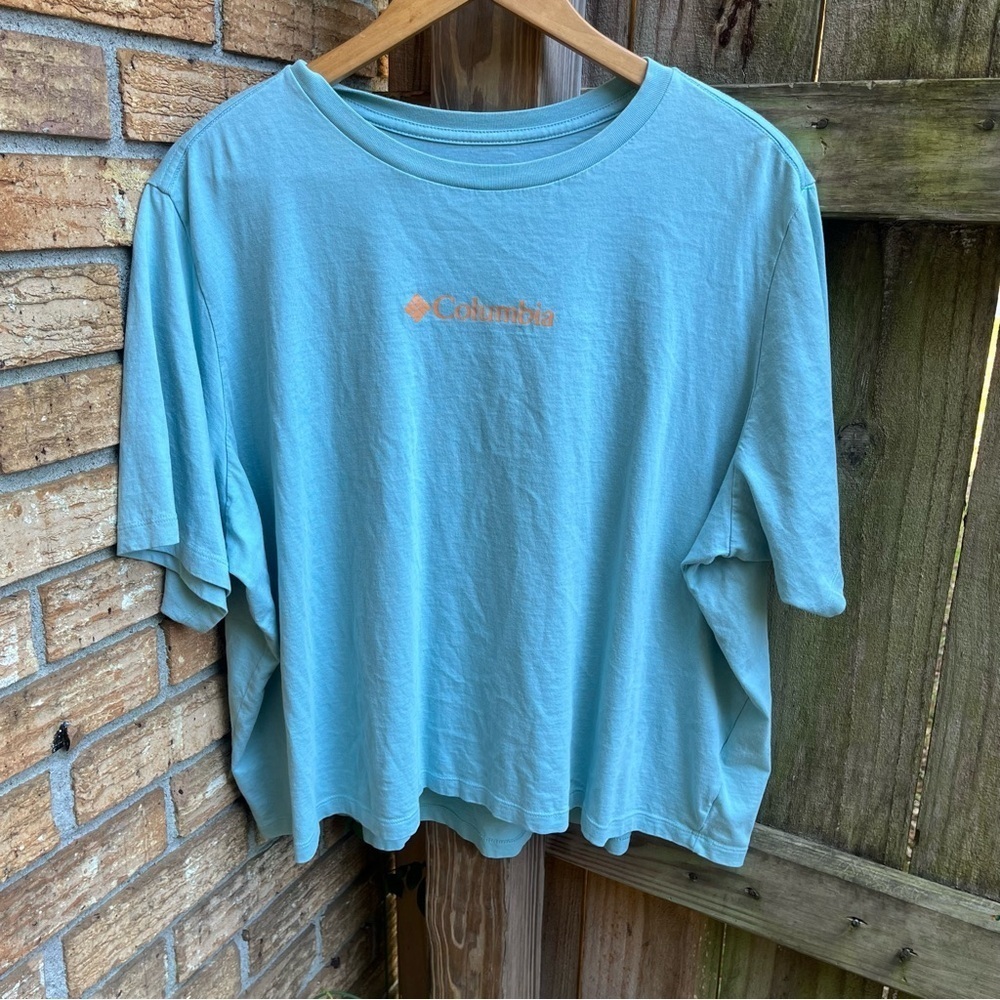Columbia Aqua Boxy Blue Tee